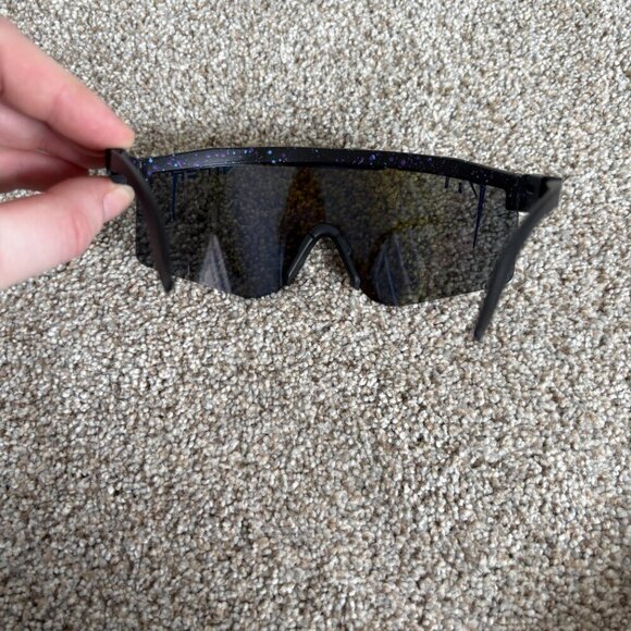 Men’s Sunglasses Adjustable With Blue and Purple Lens - Picture 7 of 8